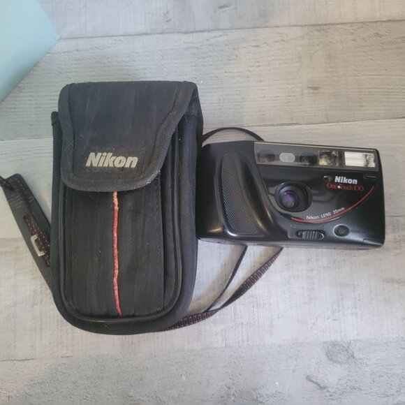 Nikon One Touch 100 35mm Film Camera With Nikon Case - - Black - Picture 1 of 7